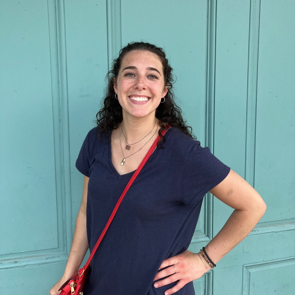 Meet your Posher, Emily